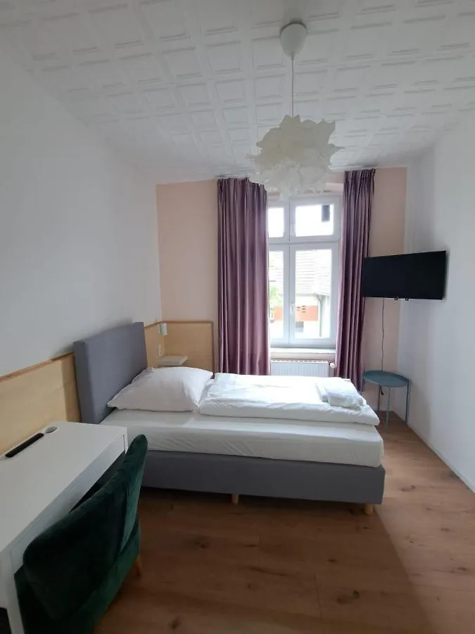 Hotel Tempelhof - City-Messe-Arena Köln