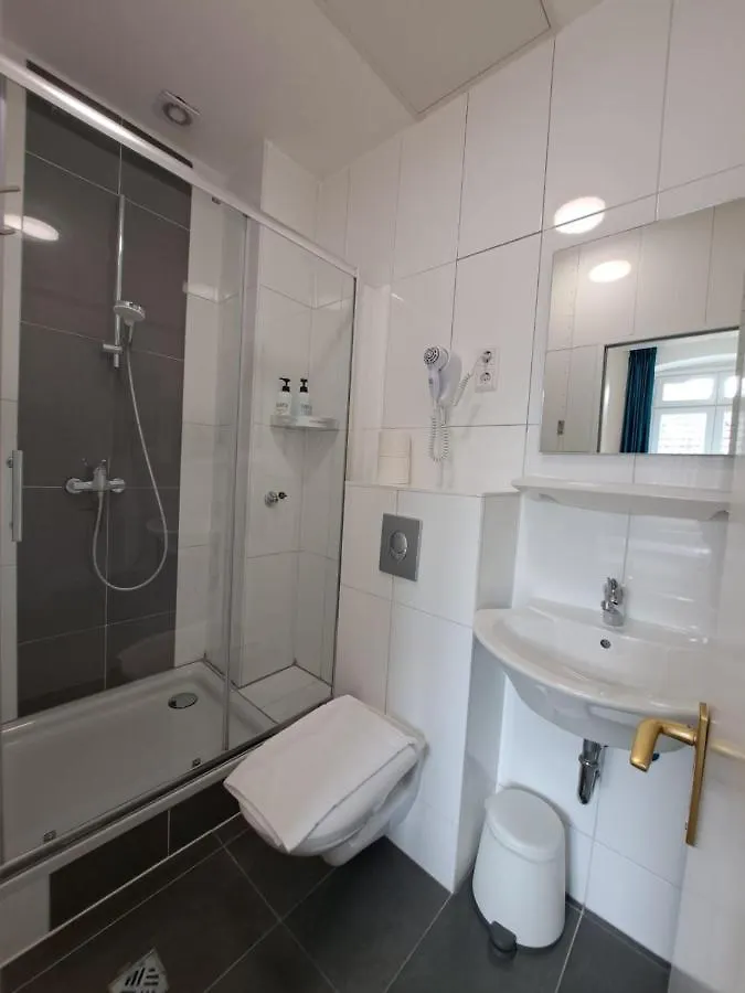 Hotel Tempelhof - City-Messe-Arena Cologne