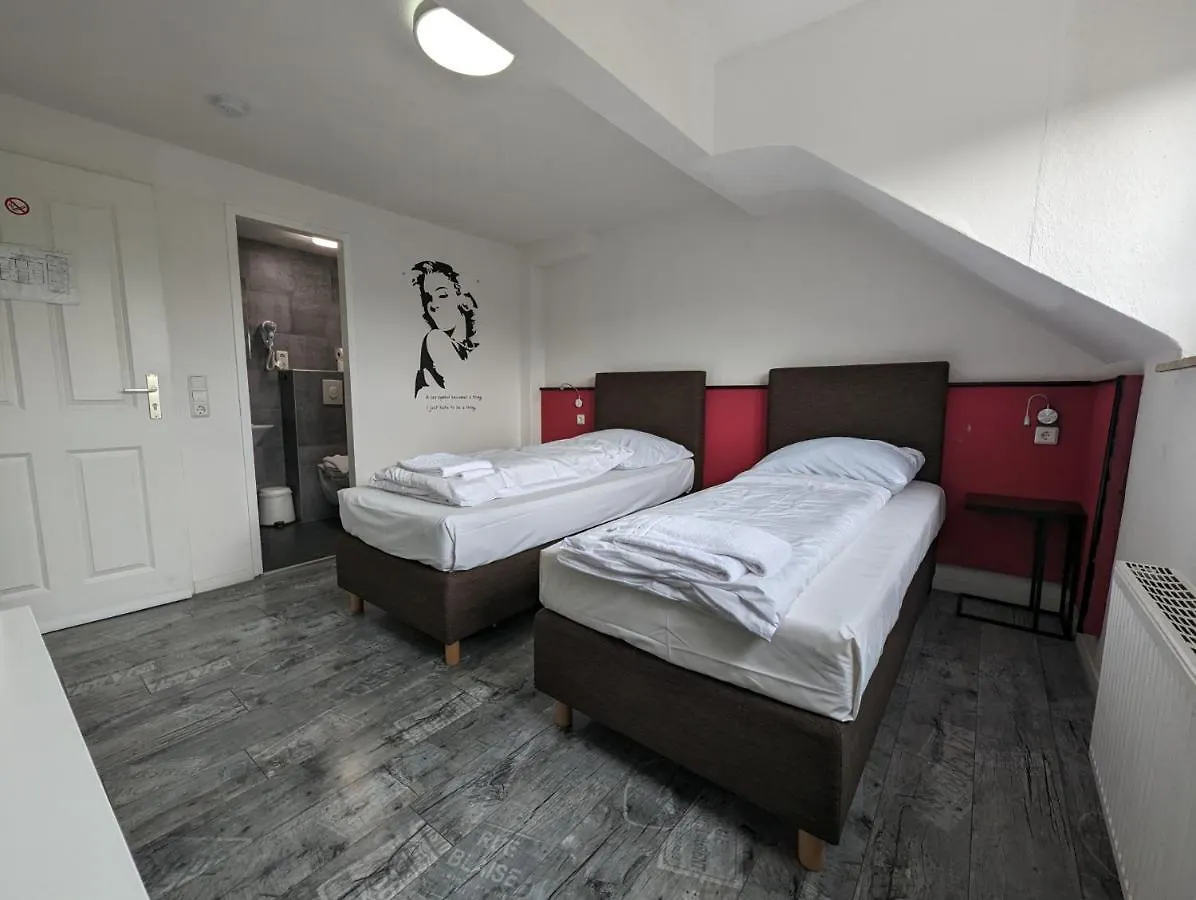 Hotel Tempelhof - City-Messe-Arena Cologne